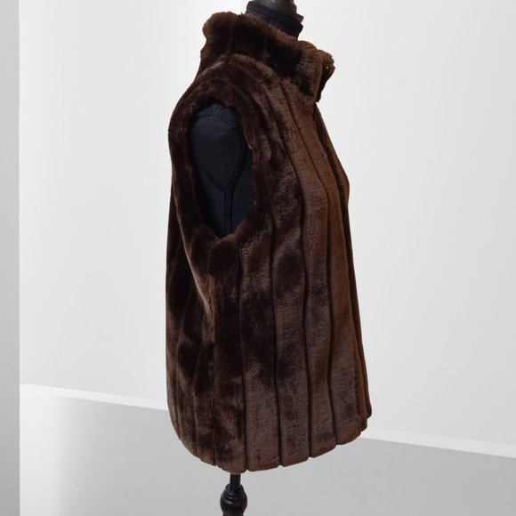 Tradition Country Collections Faux Fur Zippered Vest   Size S - Picture 4 of 11